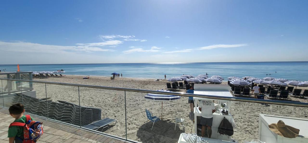 Amazing 2Br 2Ba Newly Reno Beachfront Apt W/Beach View Apartment Hollywood Exterior photo